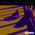 Sentada en el Parque