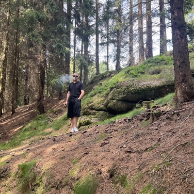 LOVELY VIBE - Single