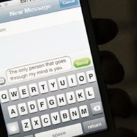 eres tú (feat. coldspades & victxrw) - Single - vin0