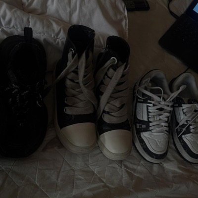 stolen (feat. xtsy*) - Single