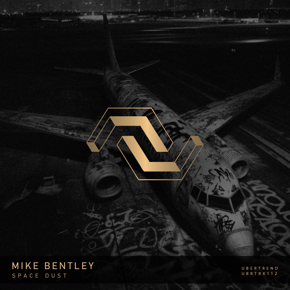 Обложка альбома «Space Dust - Single» — Mike Bentley