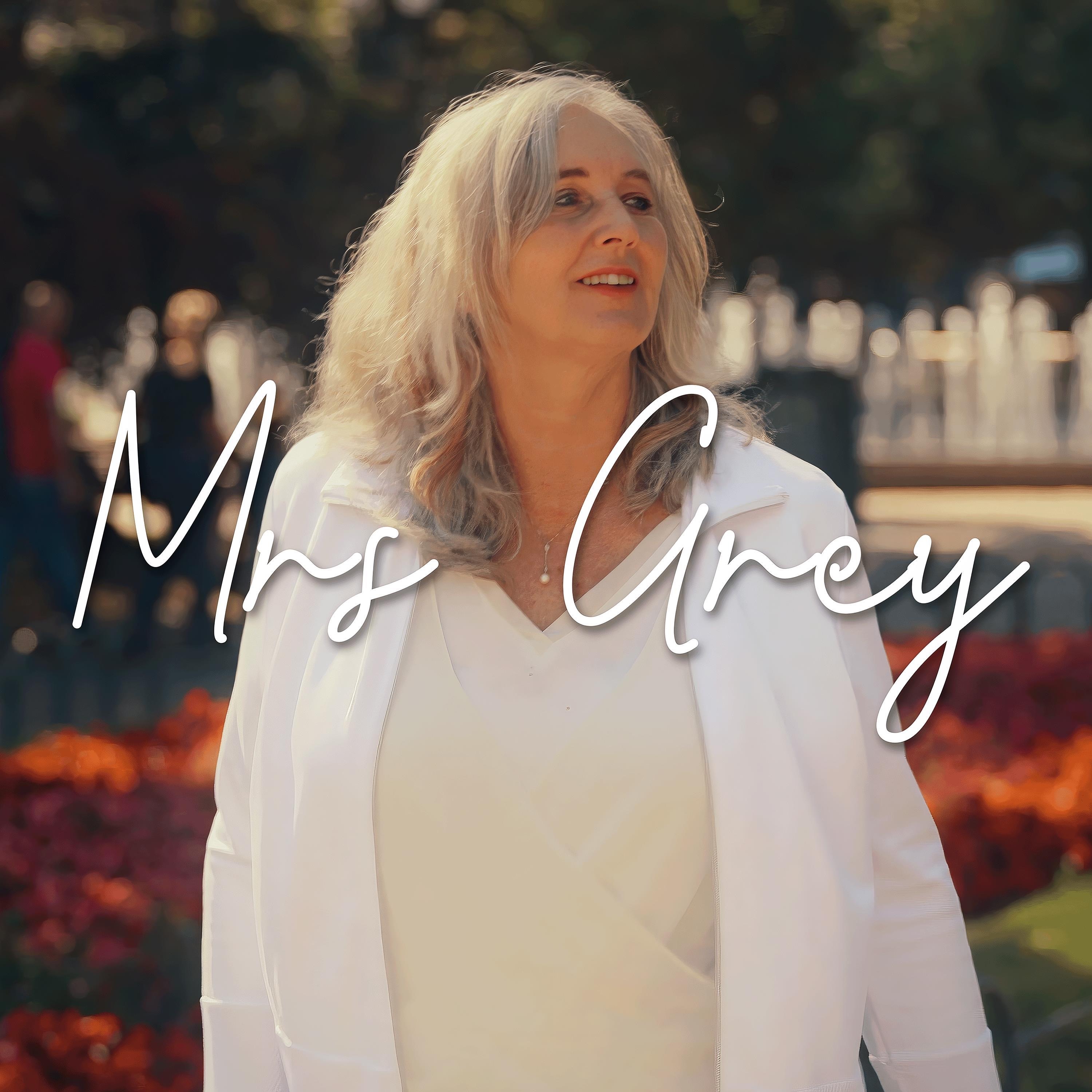 Mrs Grey - Single