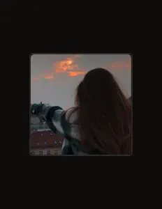 Ouve M4ND4RIN BE4TS PRODUCTION, vê vídeos de música, lê a biografia, vê as datas da digressão e muito mais!