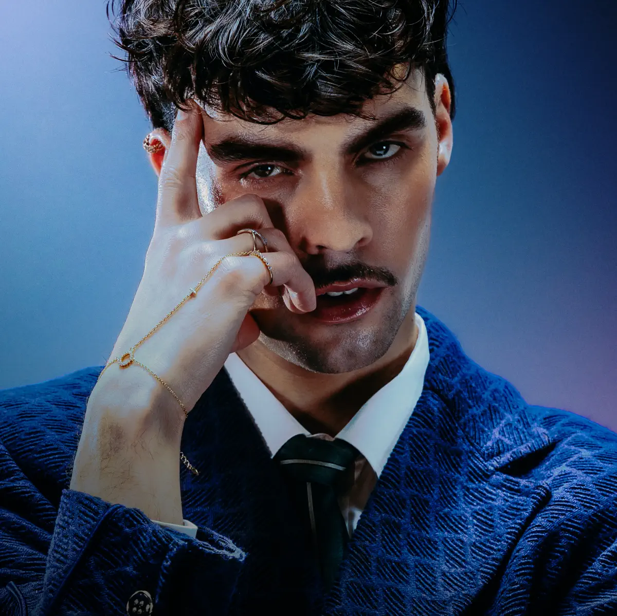 ADONXS - Kiss Kiss Goodbye - Single (2025) [iTunes Plus AAC M4A]-新房子