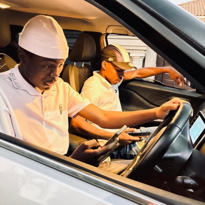 Chomi Yabana (feat. Scheza Mense, Ruthiee, Maister MKD & Dexter Skaii) - Single