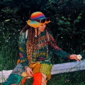 DOIN ME S.I.A.T Stuck in a Tree