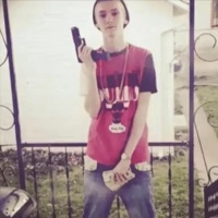 where yo racks $.$ - Single - alucify