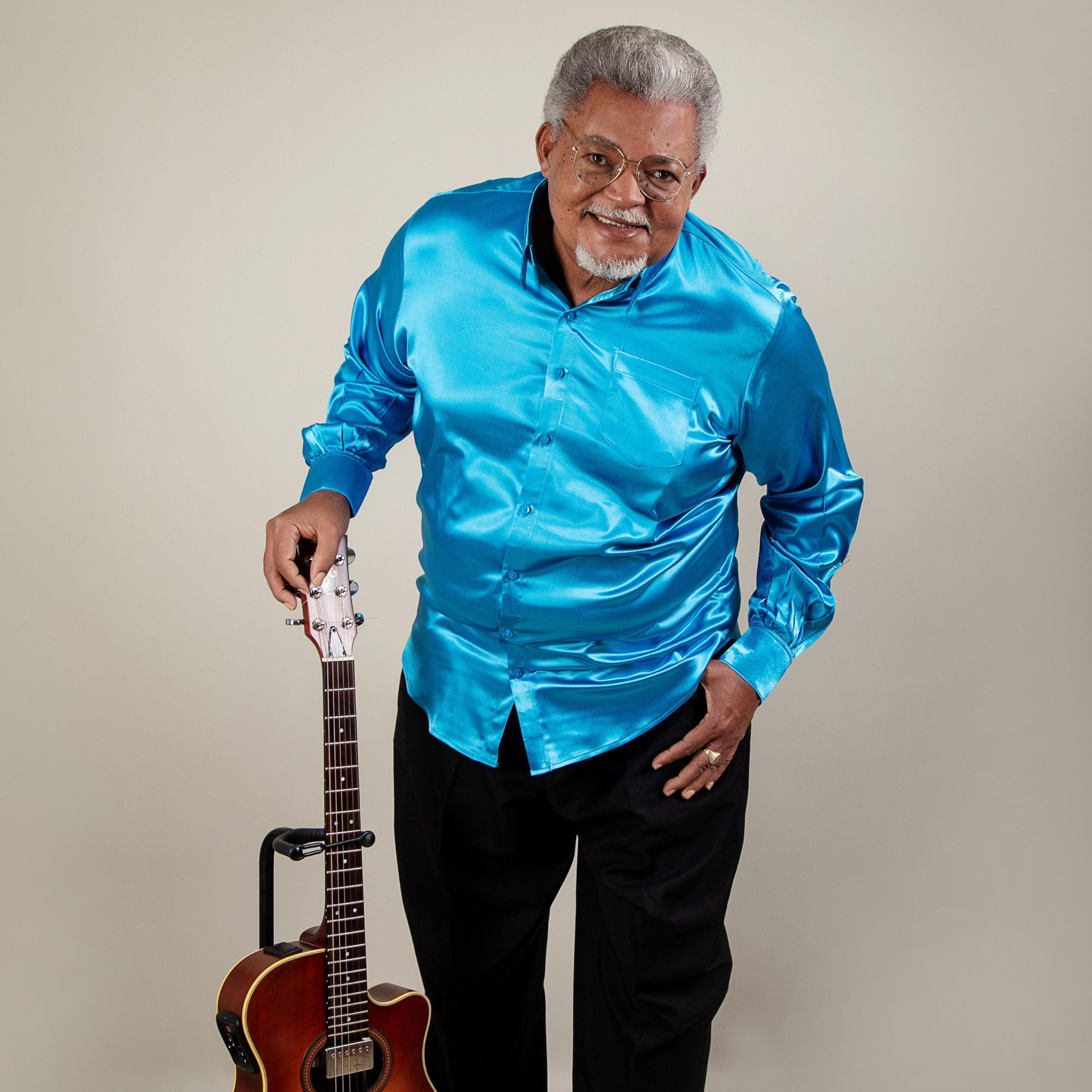 Un Amor De Lejos - Single