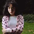 Une de plus