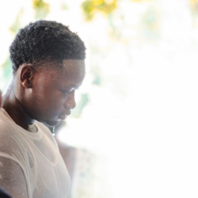 The Kid Emman - Keep Me In Your Arms