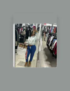 Poslechněte si interpreta BigBerry BUCKZ, sledujte hudební videa, přečtěte si životopis, podívejte se na data turné a další informace.