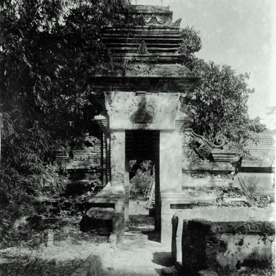 MezarlıkManzaralıEv - Single