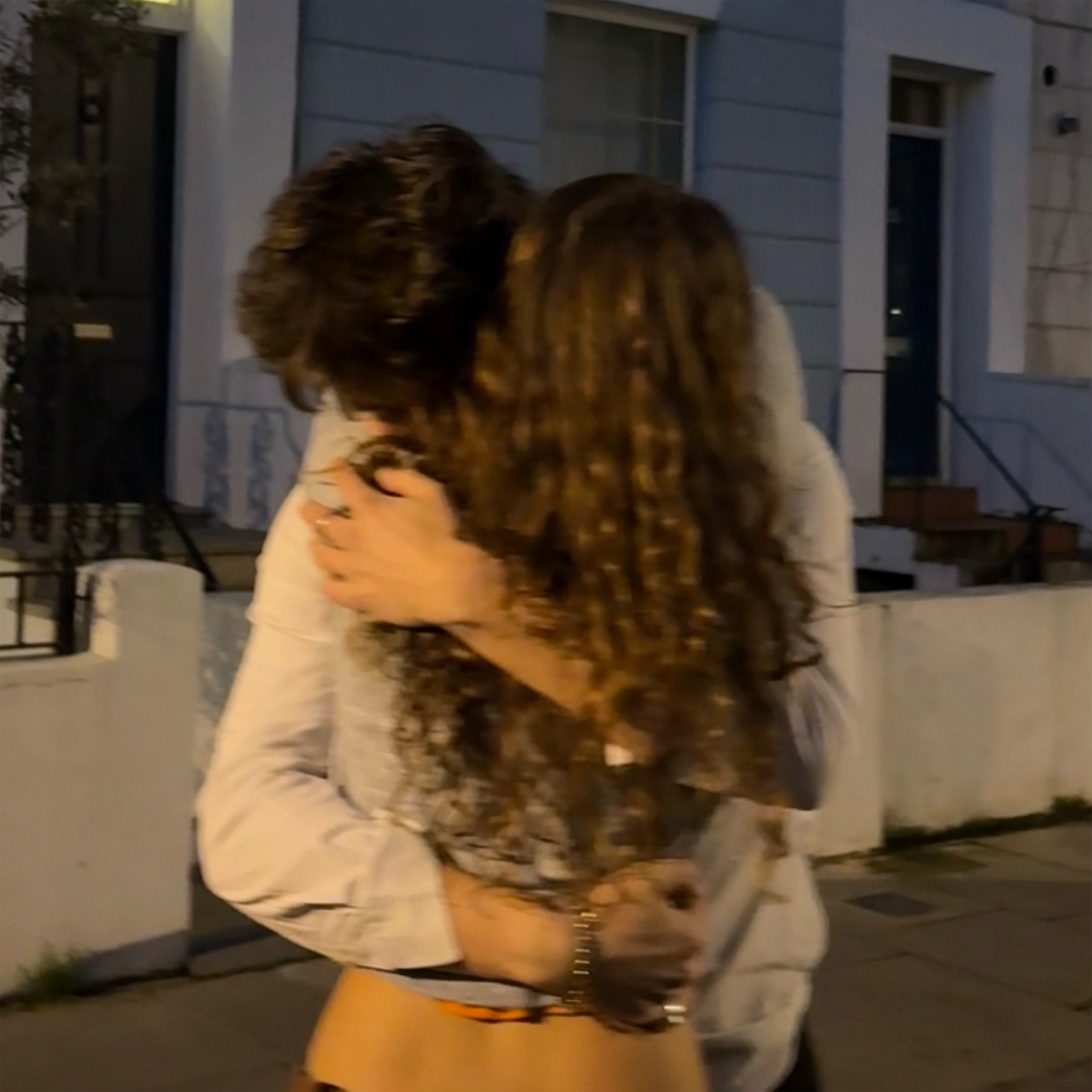 in my arms / julia - Single