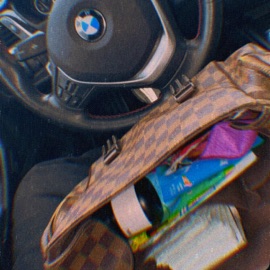 LA (feat. Big Sad 1900) Heccrx