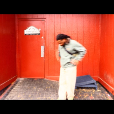 πράγμα - Single