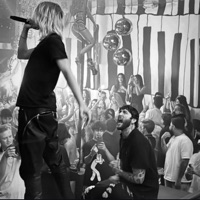 SHOW ME SUM ASS - Single - gliktuk