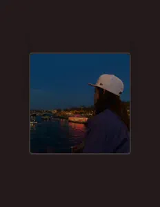 Vio을(를) 듣고, 뮤직 비디오를 보고, 약력을 읽고, 투어 일정 등을 확인하세요!