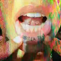 Pe buze