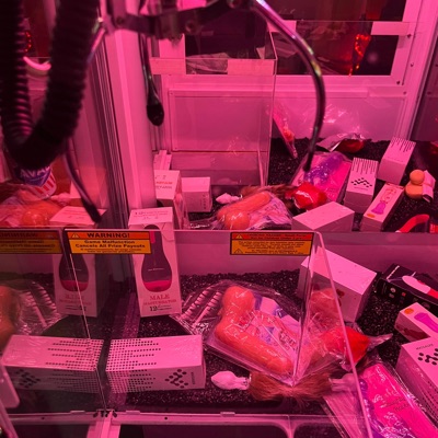 DEEBO (◑‿◐) - Single