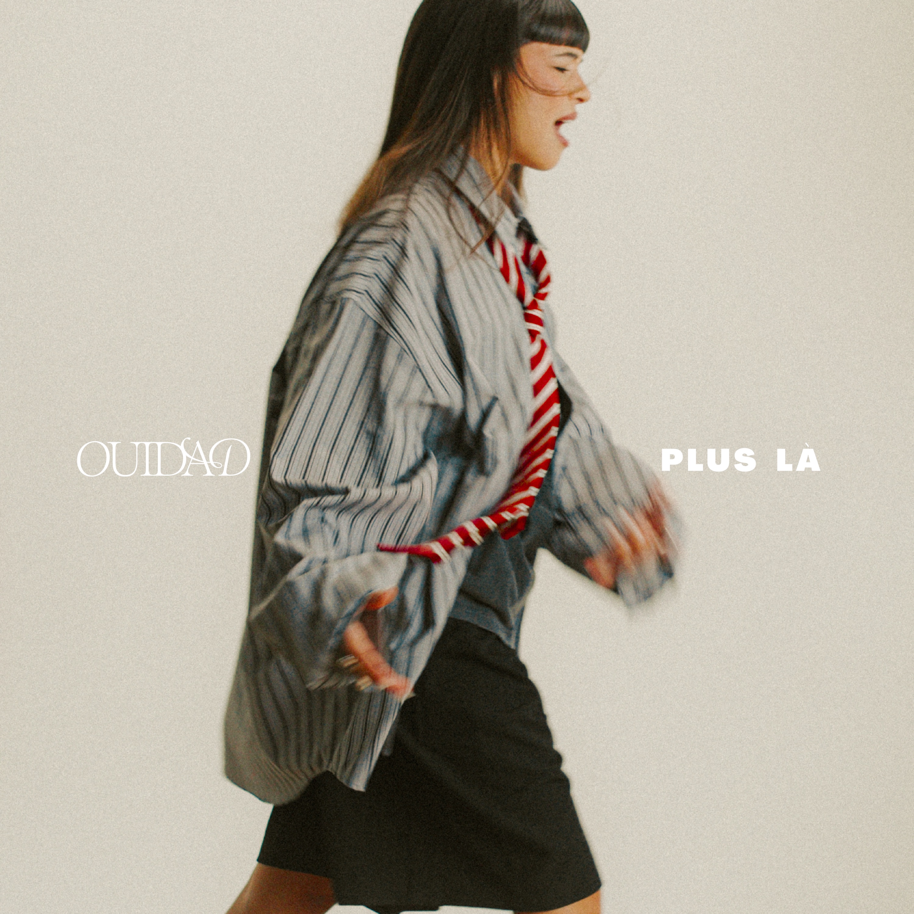 PLUS LÀ - Single