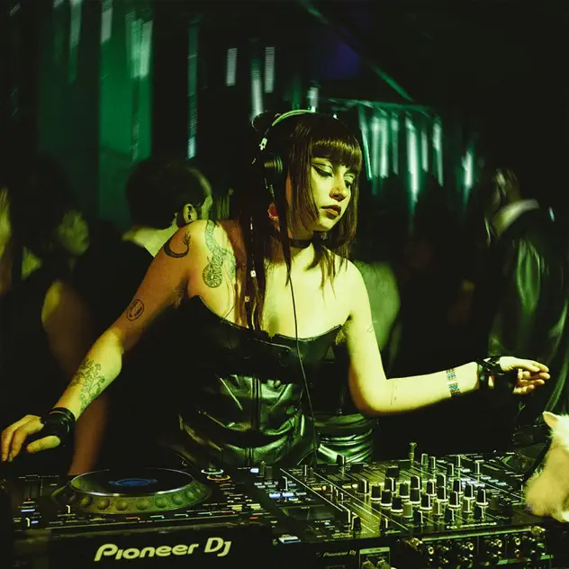 \[ALBUM\] 90s/Y2K Electronic Mix in the Matrix: Tinzo \(DJ Mix\) by Tinzo – Apple Music