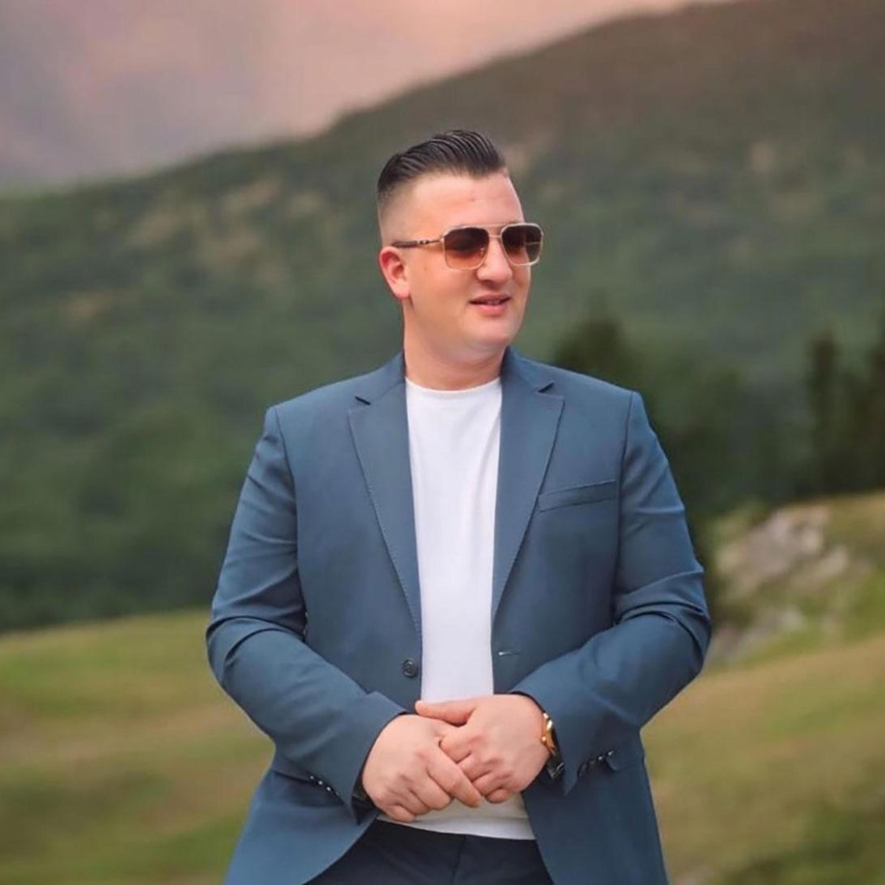 FISNIK SULAJ - PO VIJNE DJEMT E LABERISE