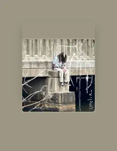 Escucha a ​adri, mira videos musicales, lee su biografía, consulta las fechas de las gira y más.