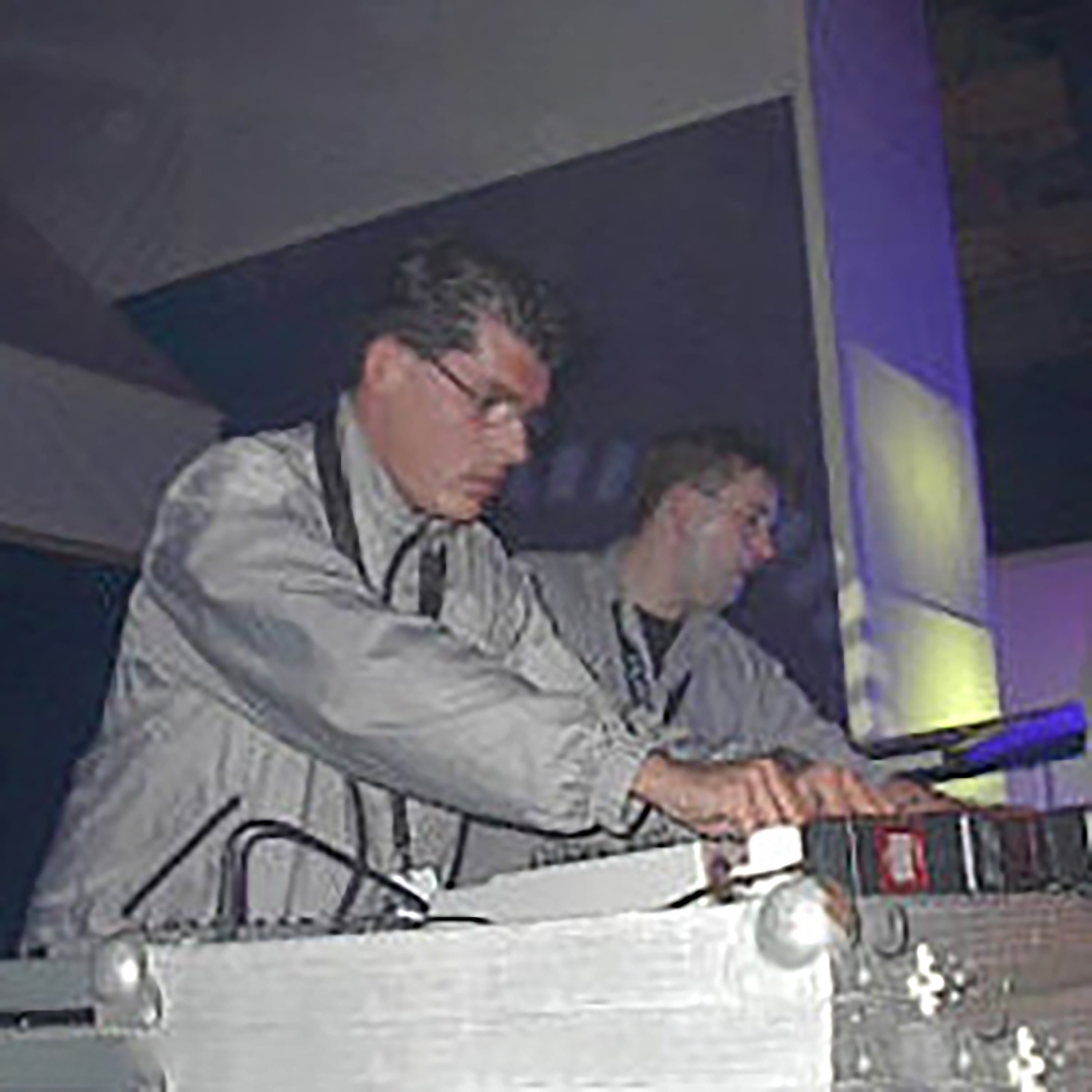 Without System - Single