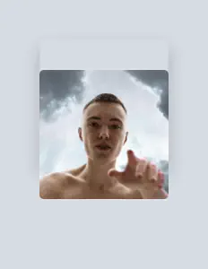 Poslechněte si interpreta Денис Леонов, sledujte hudební videa, přečtěte si životopis, podívejte se na data turné a další informace.
