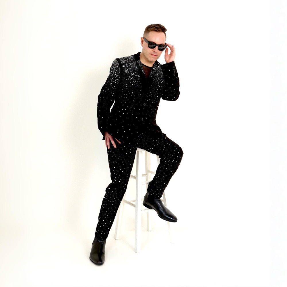 Обложка альбома «Elizabeth Taylor (Travis's Version) - Single» — Travis Moser