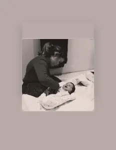 聆聽 SOMA、觀看音樂影片、閱讀小傳、查看巡演日期等！