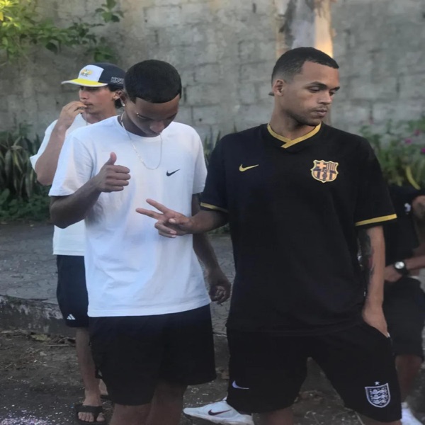 TROPA DO BOM E NOVO x PIROCADA QUENTE (feat. DJ PUTÃO DE BENFICA)