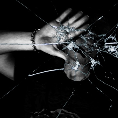 Tapping on the Glass (feat. fish) - Single