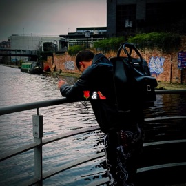 Des roses et une timpe Slace