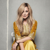 Je suis malade Lara Fabian (Koulchi b'Chaabi)