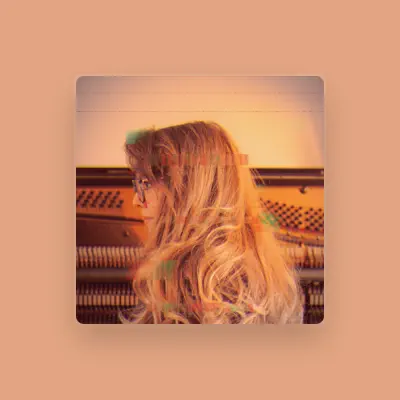 Listen to Marina Rolink, watch music videos, read bio, see tour dates & more!