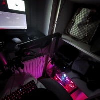 KLEIDERSCHRANK - Single - Trace