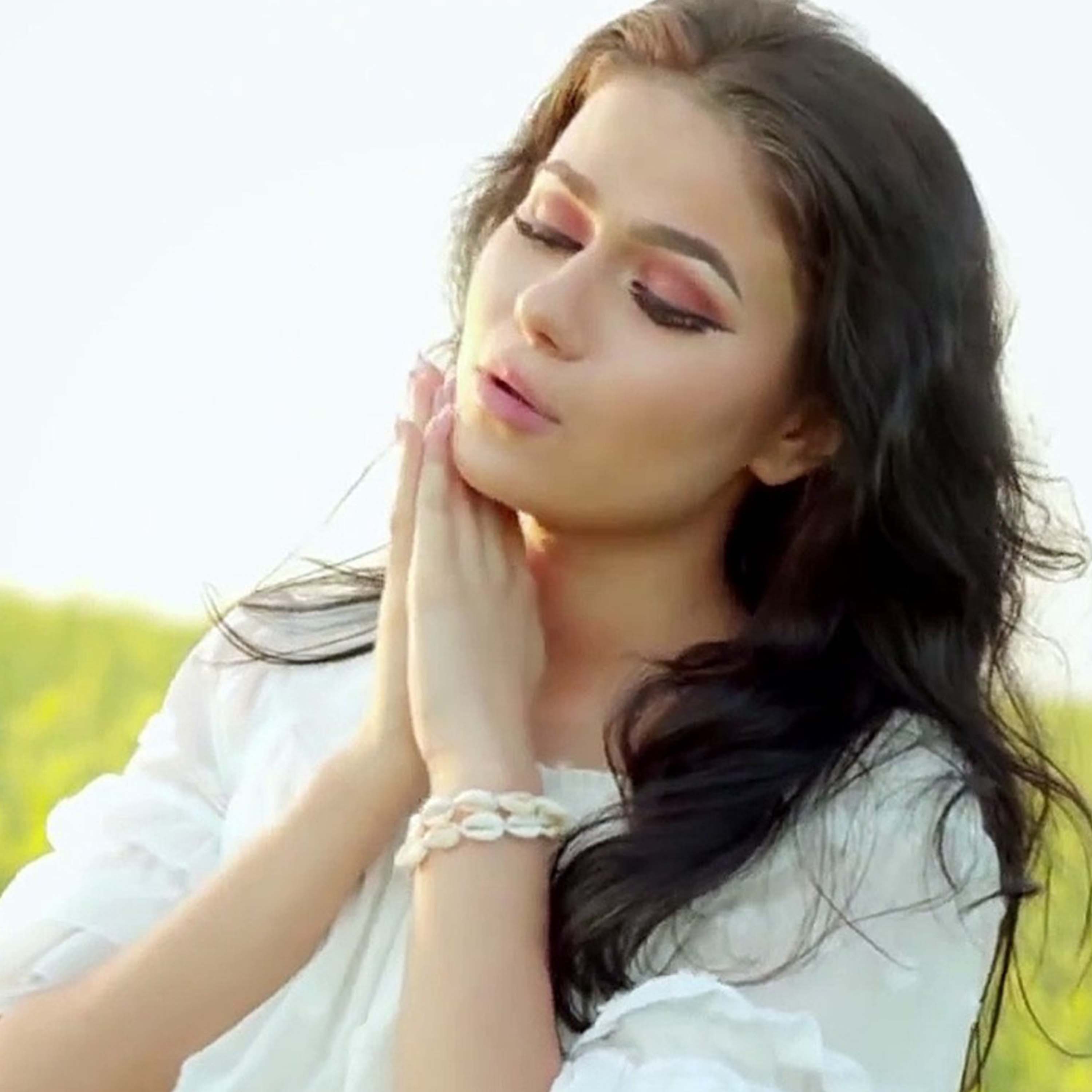 O Nebuna Cum Sunt Eu - Single