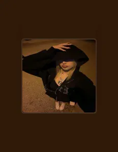 Escucha a efesnipit, mira videos musicales, lee su biografía, consulta las fechas de las gira y más.