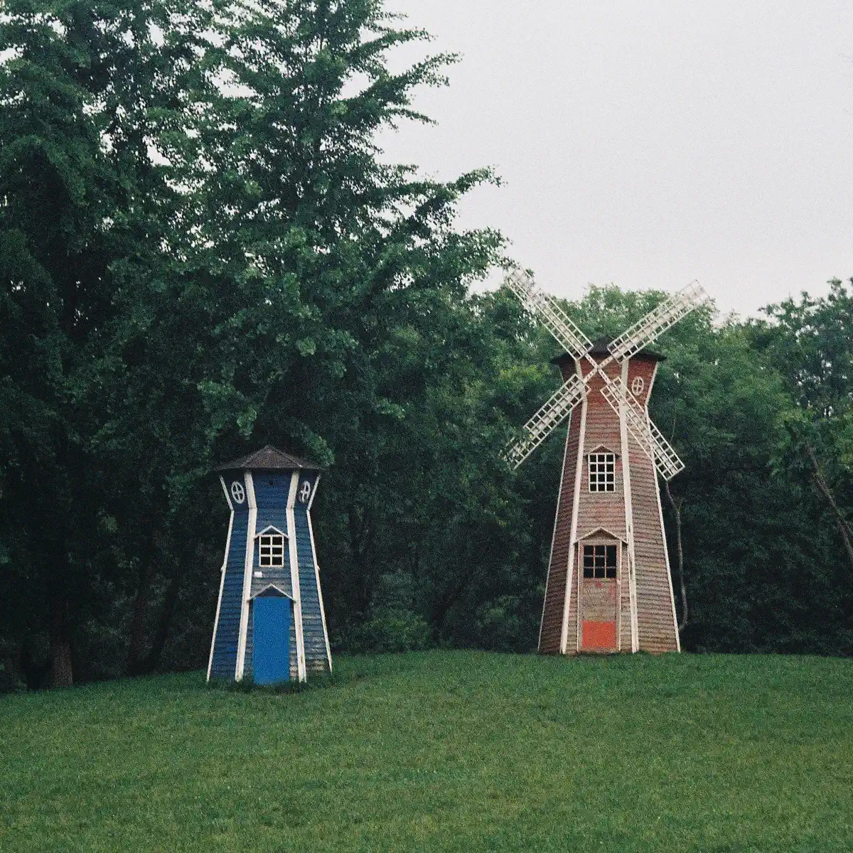 AmovingmoviE – MoveinmoviE (2024) [iTunes Plus AAC M4A]-新房子