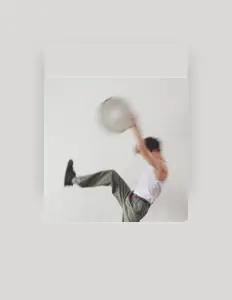 Hör dir Женя Гик an, schau dir Musikvideos an, lies die Biografie, finde Tourdaten und mehr!