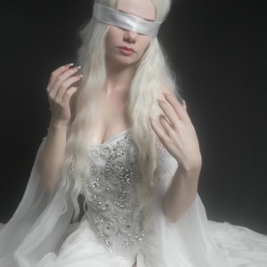 Luminescent - Single