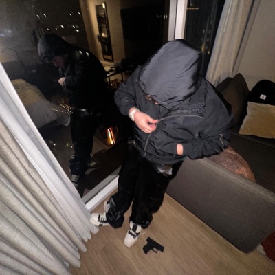 OUT WORKING ME - Single