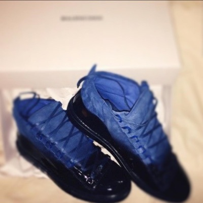 Model Bitches - Single