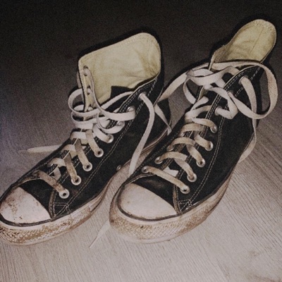 chuck taylors (alt versions) - Single