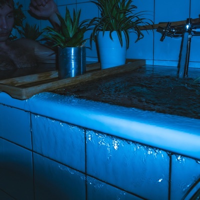 overflow (omg) - Single