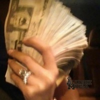 LUJOS & DIAMANTES - Single - 2001Chalito