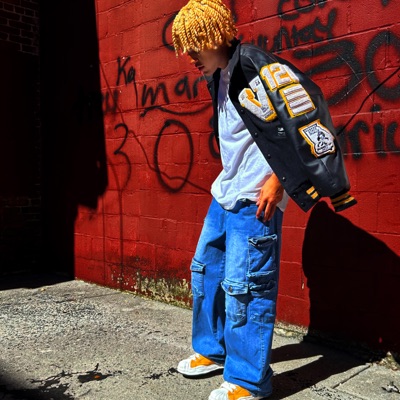 K4iTana - KEEP UP (feat. Mangodxwns)