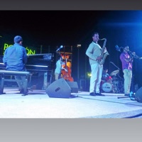 Si, Sexy Flor (feat. Jose Carra, Joäo Pereira, Romeu Tristäo & Enrique Oliver) - Single - Félix Rossy