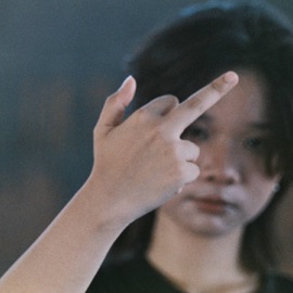 ไม่อยากขึ้นเตียง Dek Leiang Khway